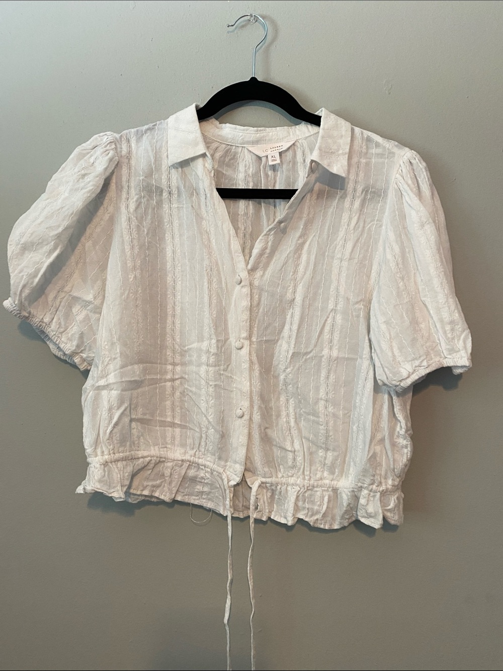 LC Lauren Conrad White Button-Front Puff Sleeve Shirt